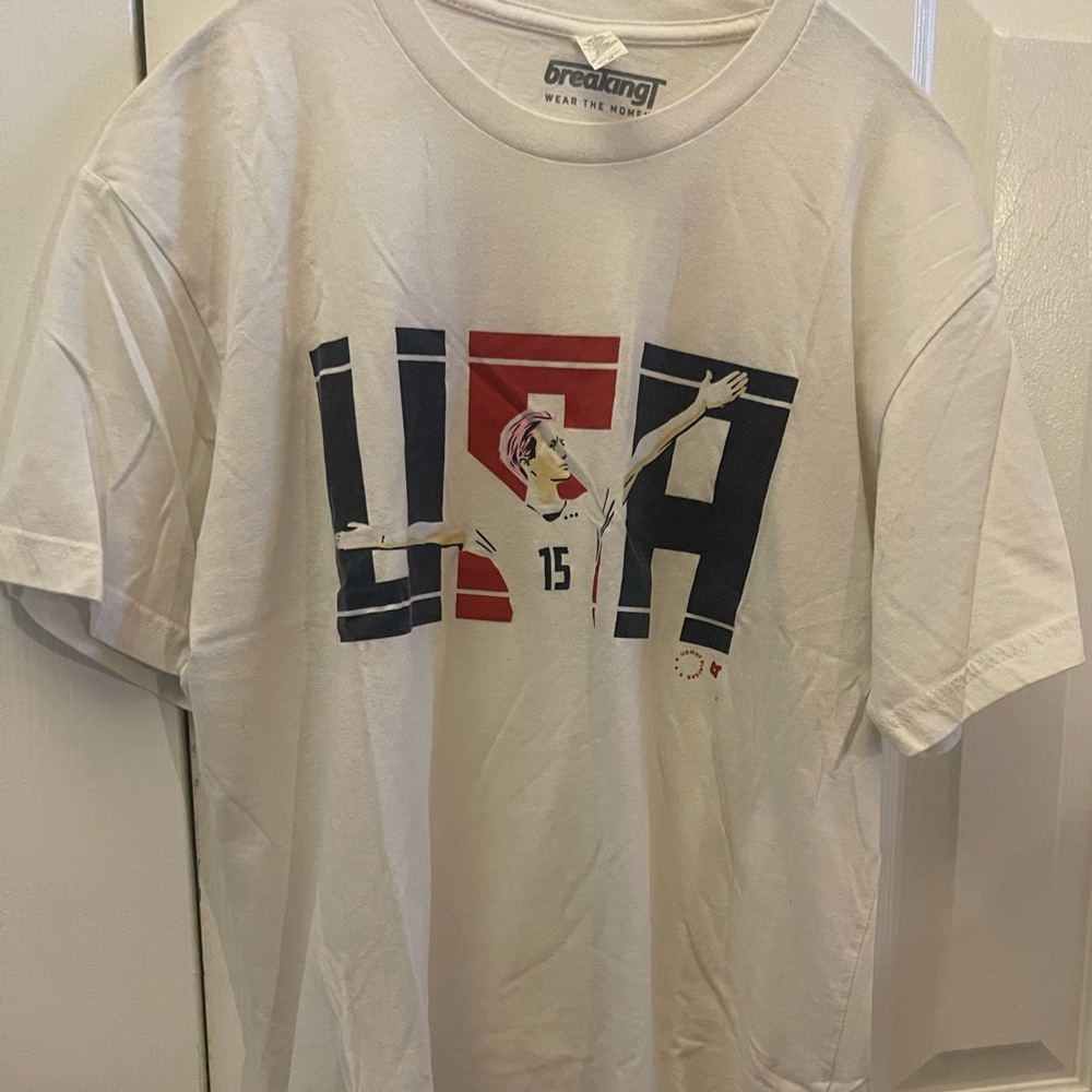 Breaking Tee Megan Rapinoe T-shirt